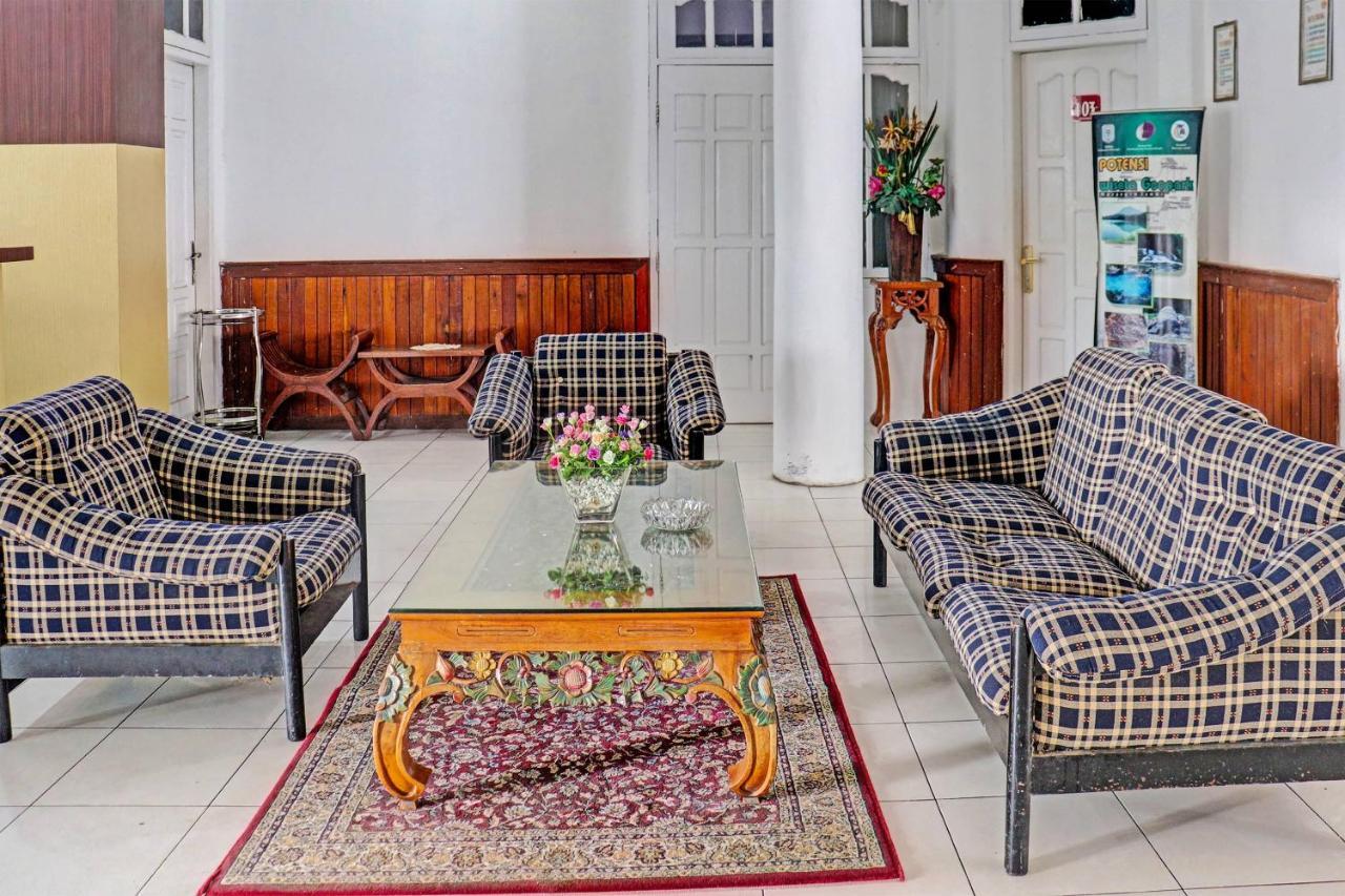 Oyo 90483 Homestay Permata Syariah Bangko 외부 사진